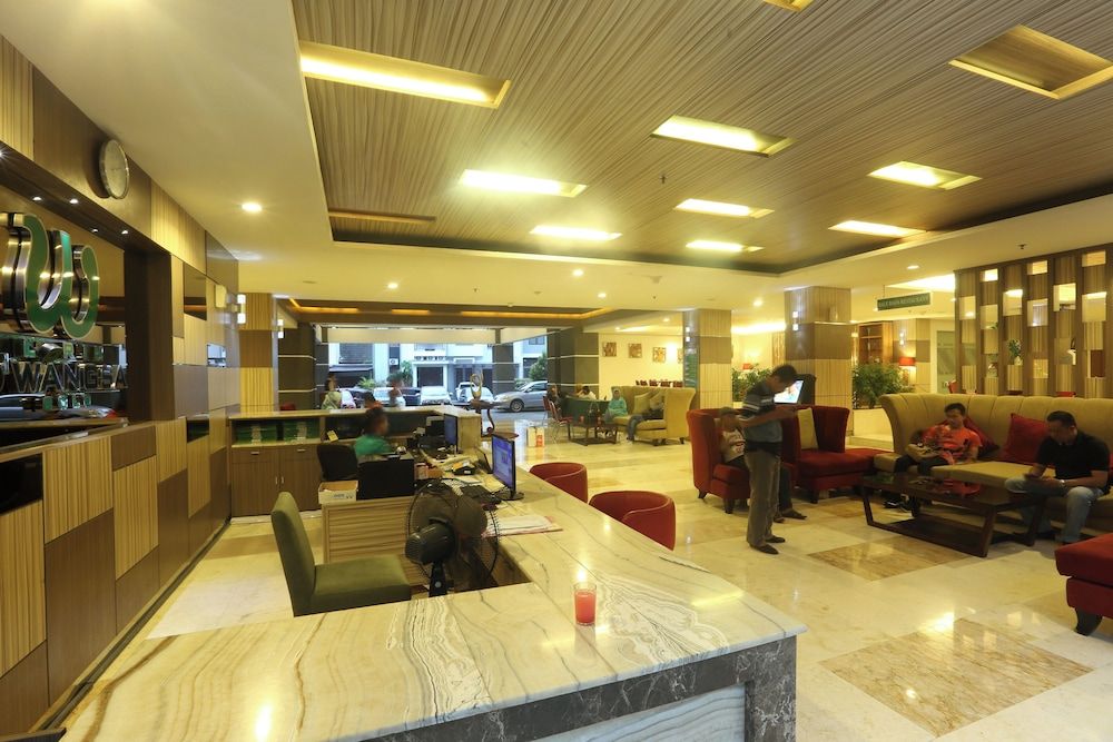 Lorin Dwangsa Solo Hotel 2