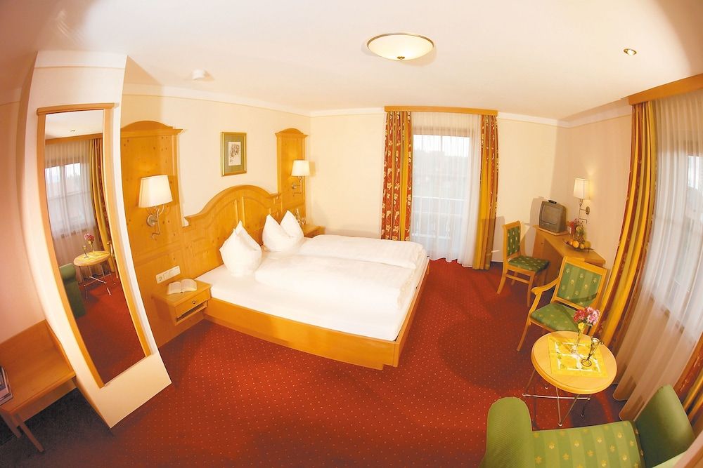 Gasthof Messerschmied -1 estrelas em Rottau