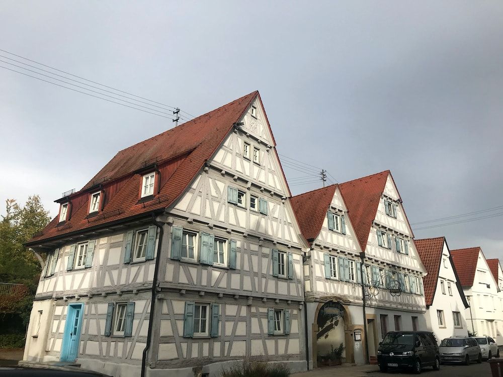 Historikhotel Ochsen 3 estrelas em Tamm