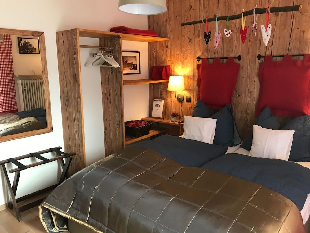 Hotel Garni Haus Alpine -1 estrelas em Ruhpolding