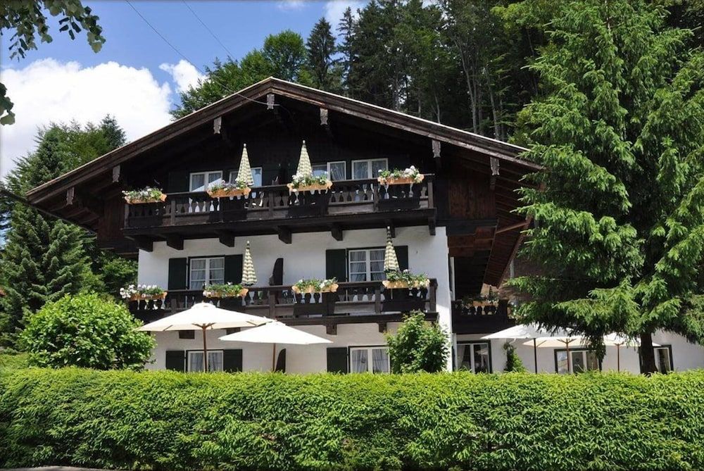 Bio Design Boutique Hotel Landhaus St Georg -1 estrelas em Bad Wiessee