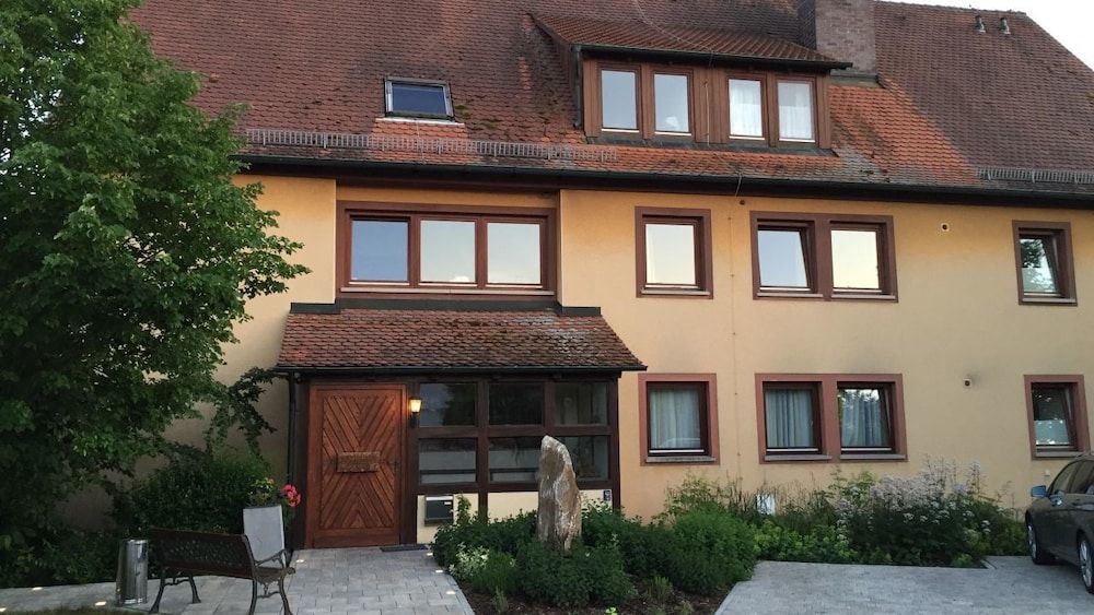 Wildkra Uterhotel -1 estrelas em Windelsbach