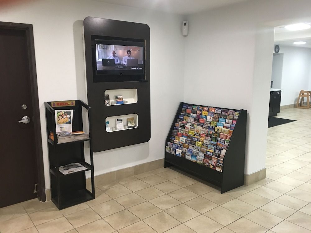 Americas Best Value Inn Apache Junction 2