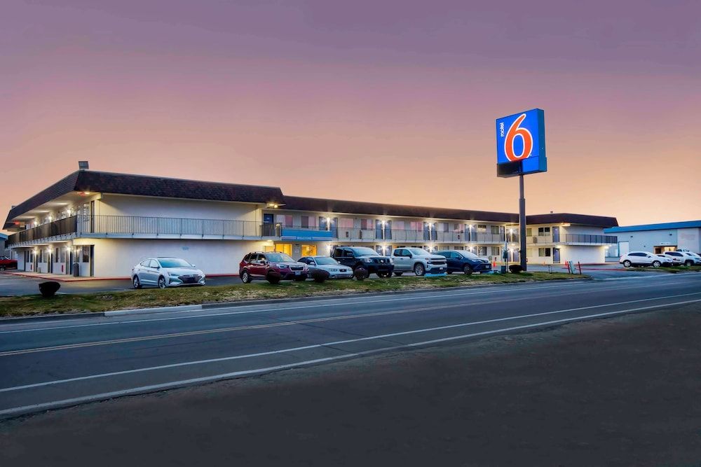 Motel 6 Farmington, NM 2 estrellas en Farmington