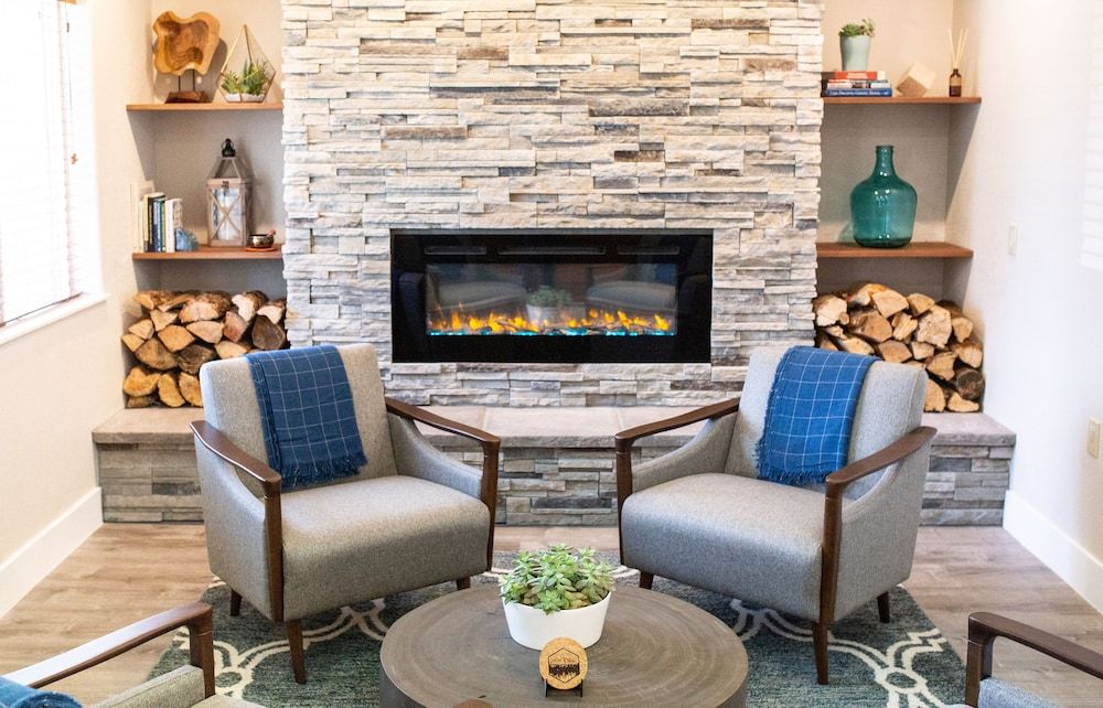 Inn at Mount Shasta 2