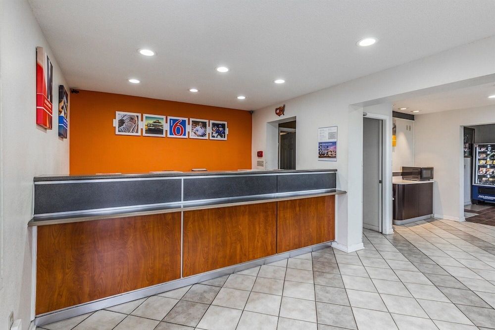 Motel 6 Mount Vernon, IL 2