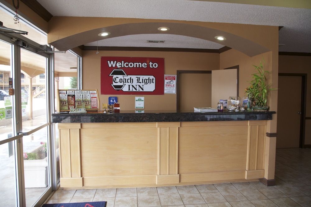 Coach Light Inn Brenham 3