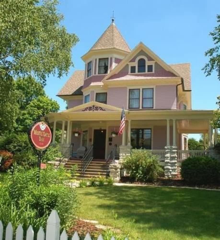 White Lace Inn 3 estrelas em Sturgeon Bay