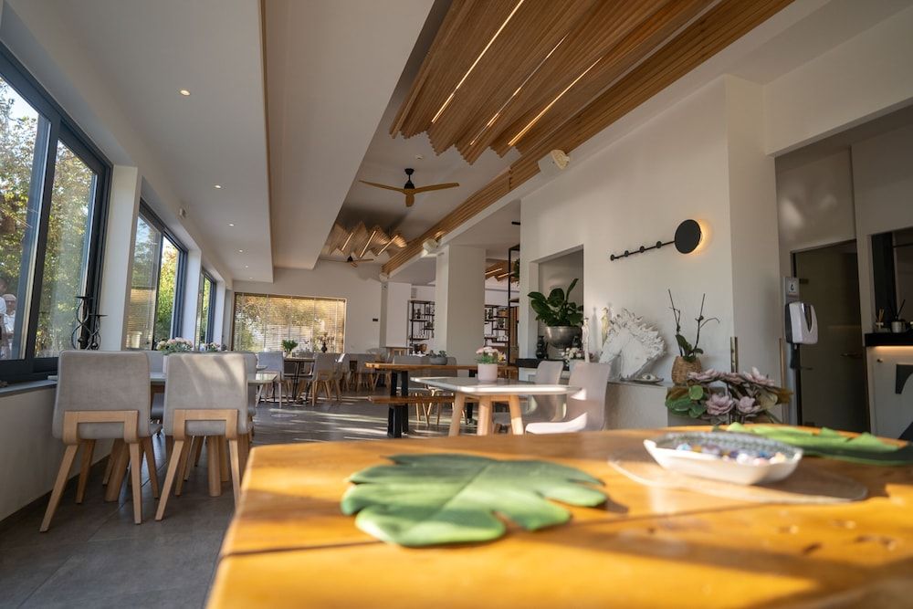 Zoe Seaside Resort 3