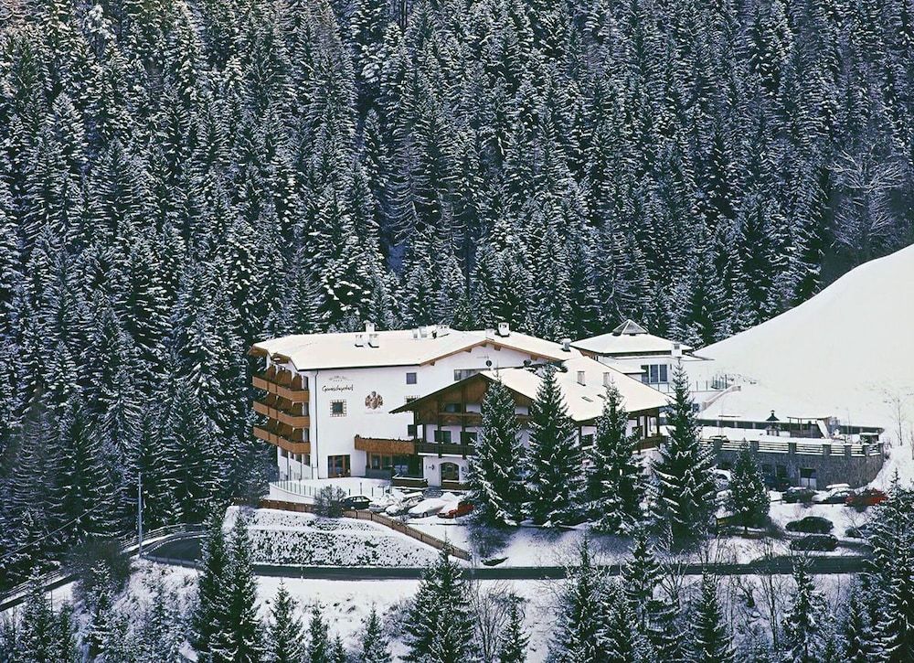 Ganischgerhof - Mountain Resort & Spa 4 estrelas em Nova Ponente