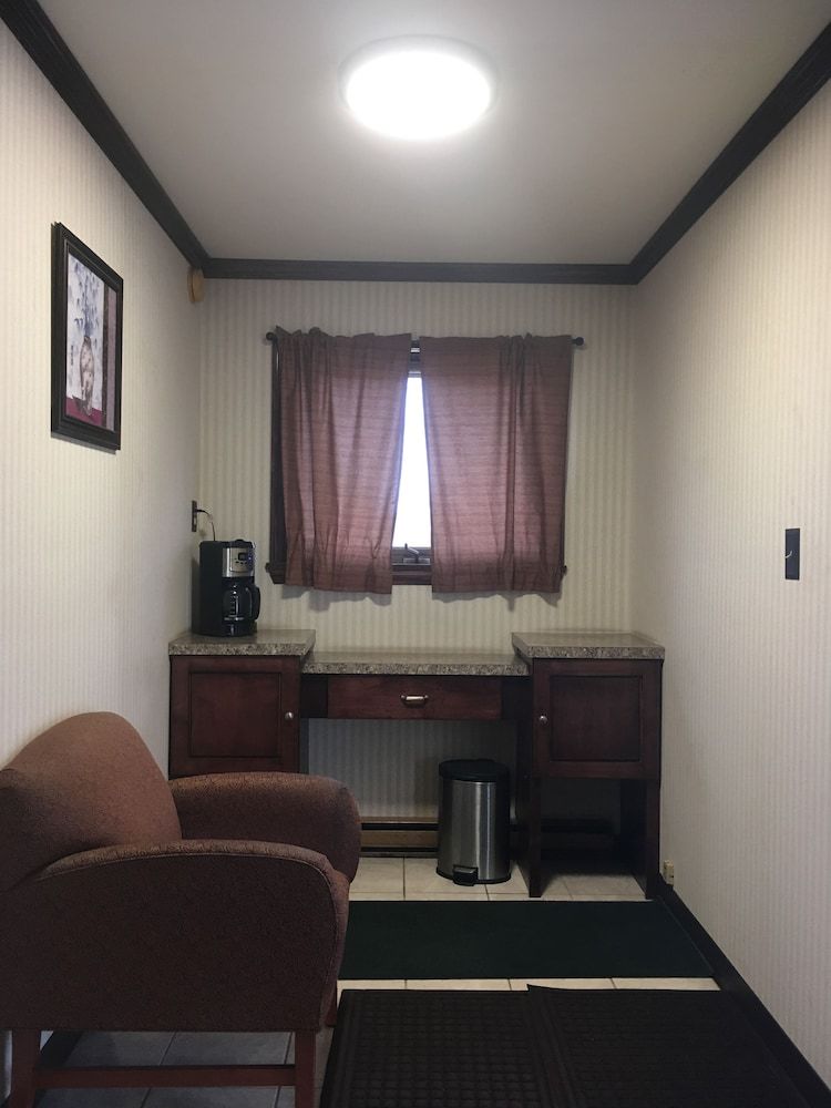 Budget Inn Clearfield 2