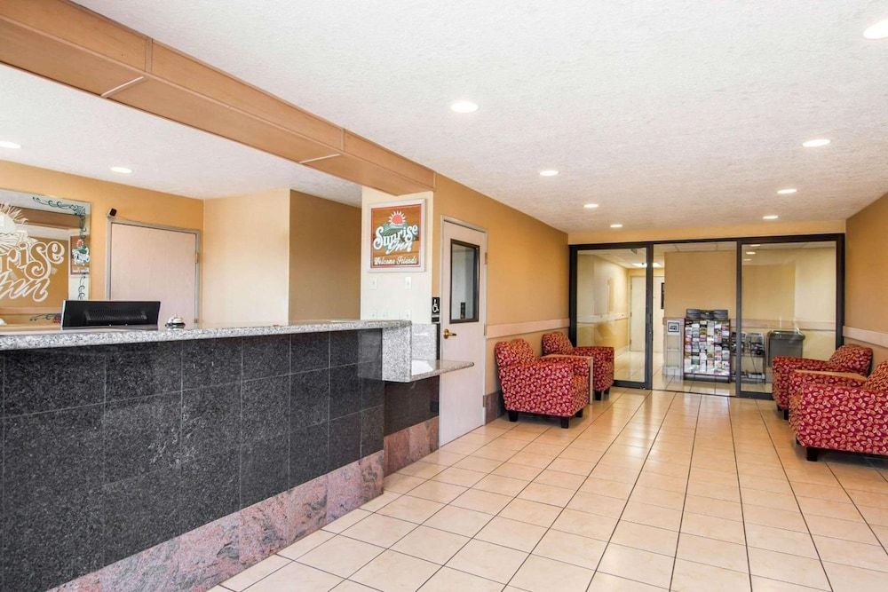 Bridgeway Inn & Suites Sublimity 3