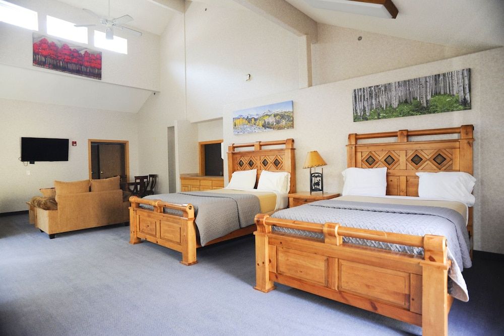 Argo Inn and Suites 2