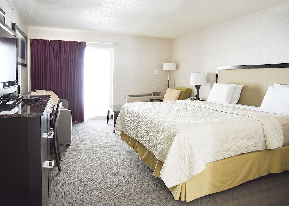 Argo Inn and Suites 3