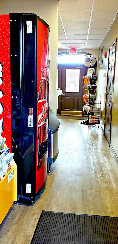 Lodging on the Square 3