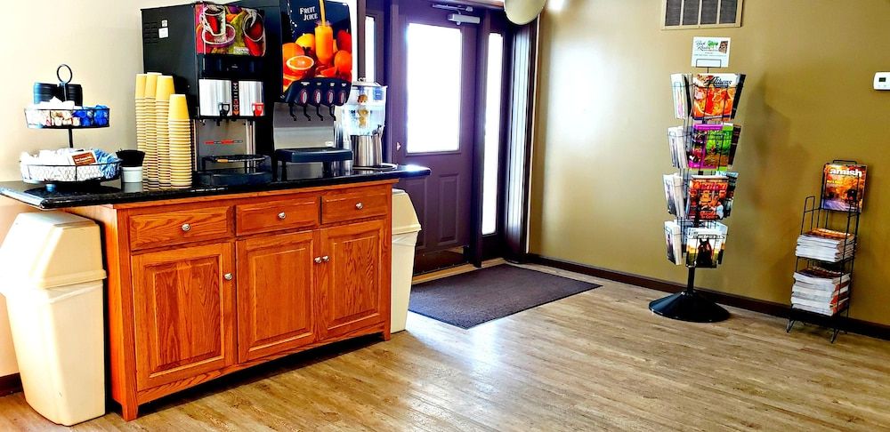 Lodging on the Square 2