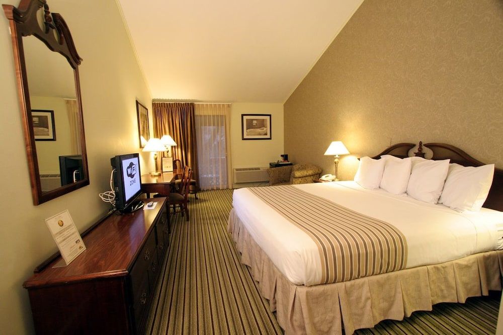 Interlaken Inn & Resort 3