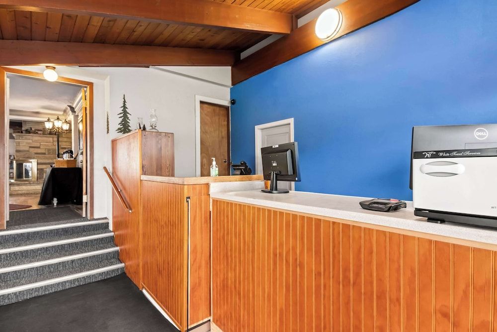 Rodeway Inn Oscoda 2