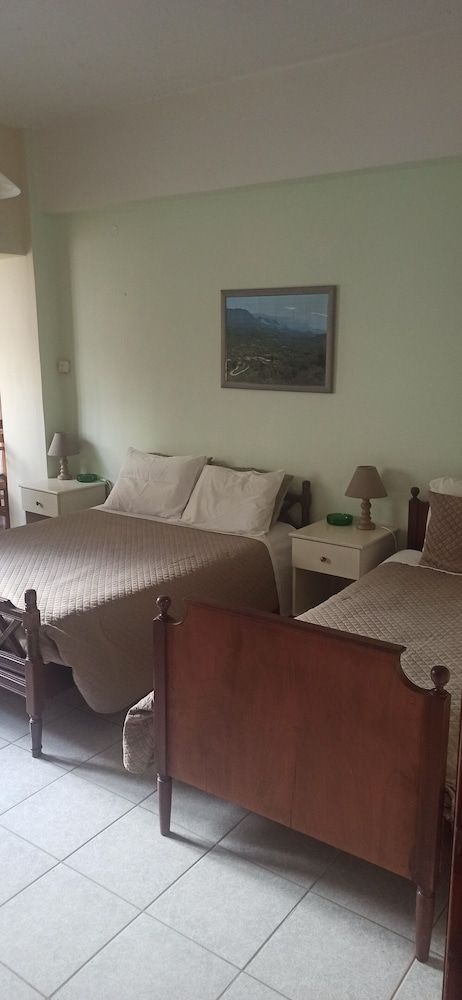 Windy Place -1 estrelas em Fourfourás