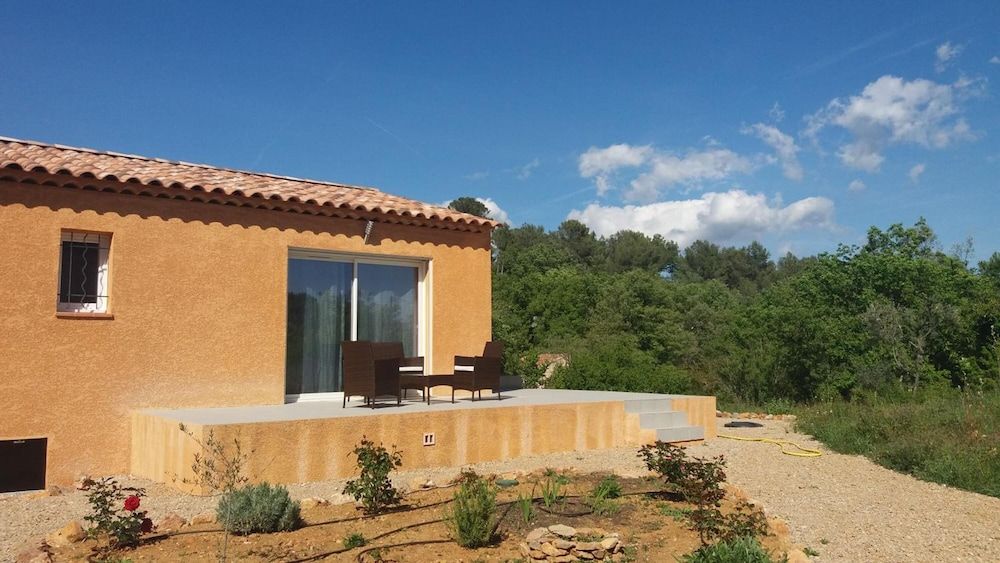 La Borrellienne -1 étoiles à Saint-Maximin-la-Sainte-Baume