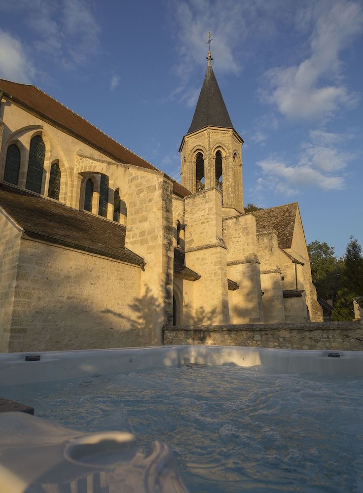 Le Presbytère de Thiverval -1 estrelas em Thiverval-Grignon