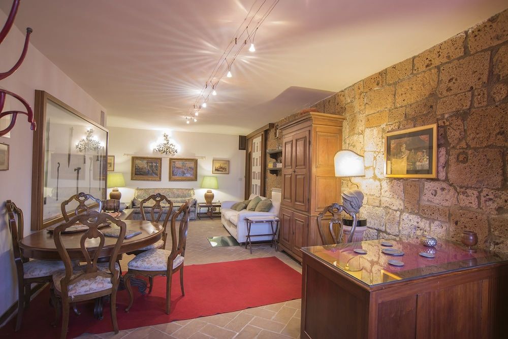 Castello Di Proceno Albergo Diffuso 2