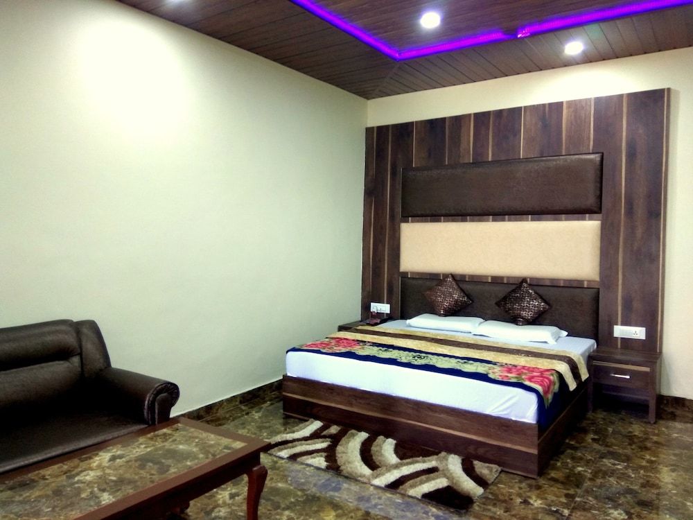 Hotel Himdhara 3