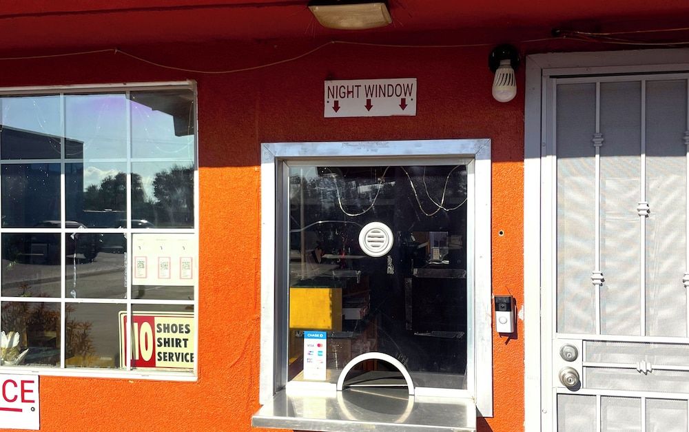 Sunstar Inn Los Banos near I-5 2