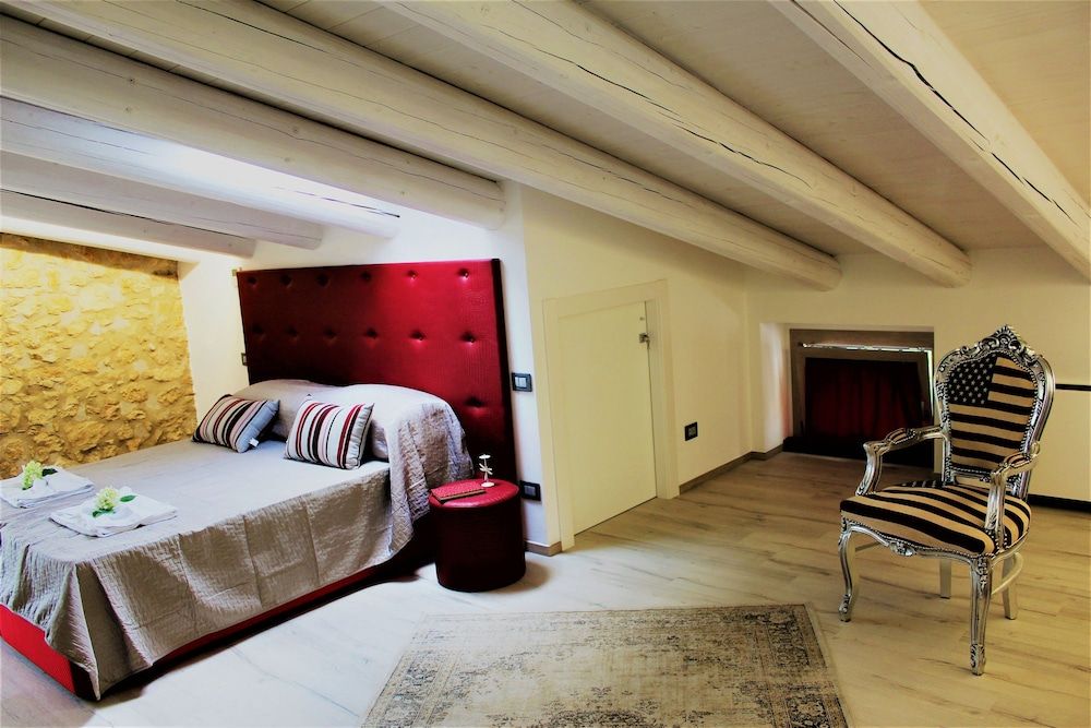 Arco di Vino - Tourist Location 2