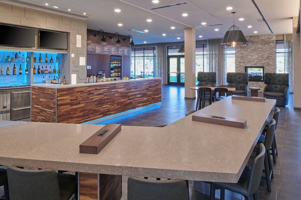 Courtyard By Marriott Petoskey At Victories Square 2