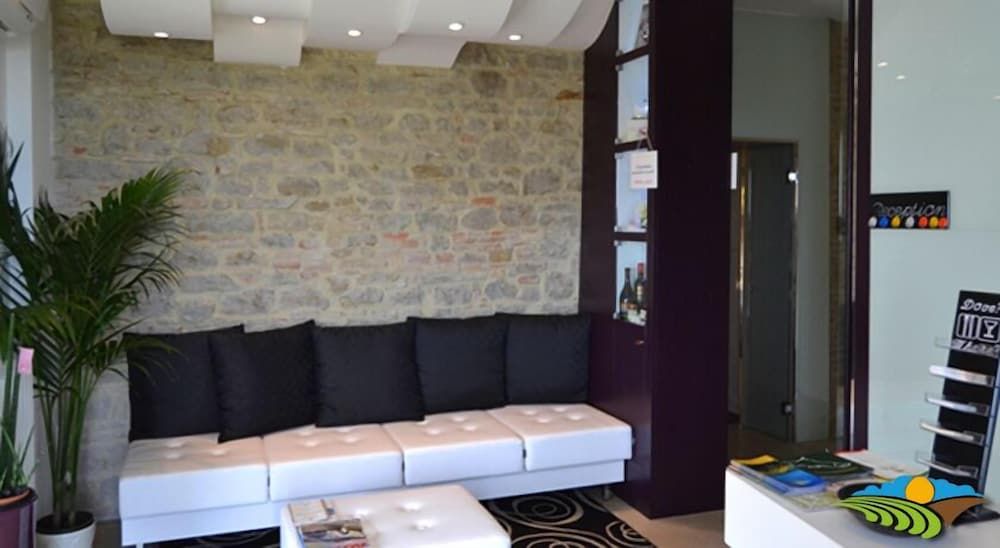 IL POGGETTO DI MERLI SILVIA & C. SAS 3