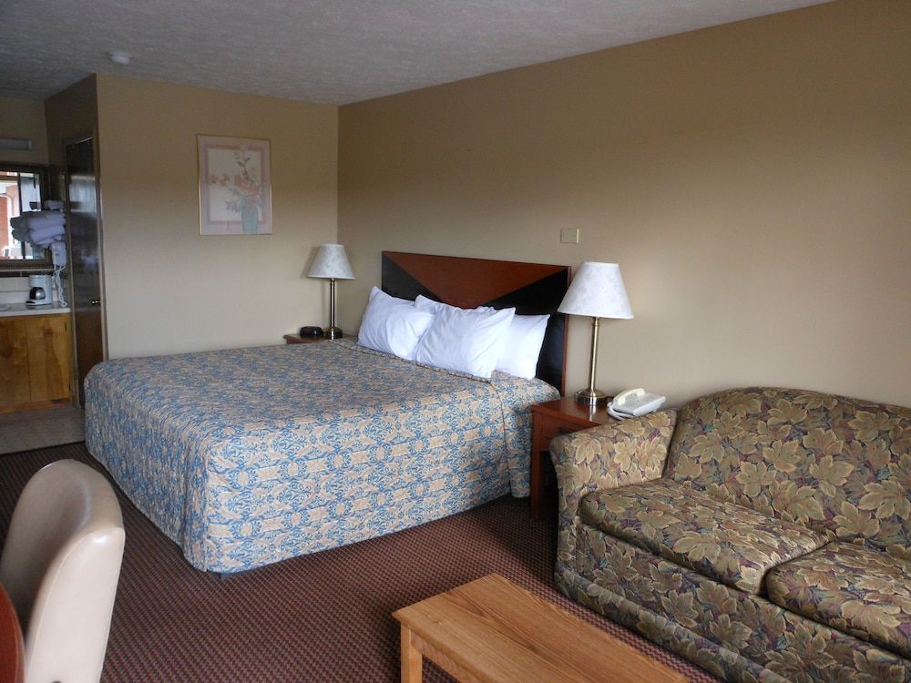 McClellan Inn Anniston 3