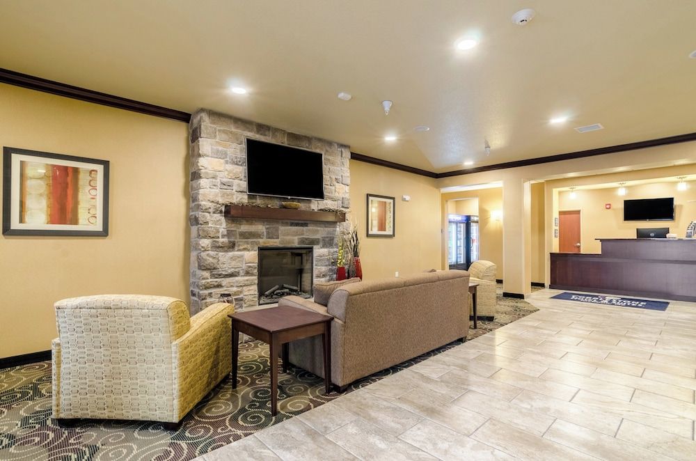 Cobblestone Hotel & Suites - McCook 3