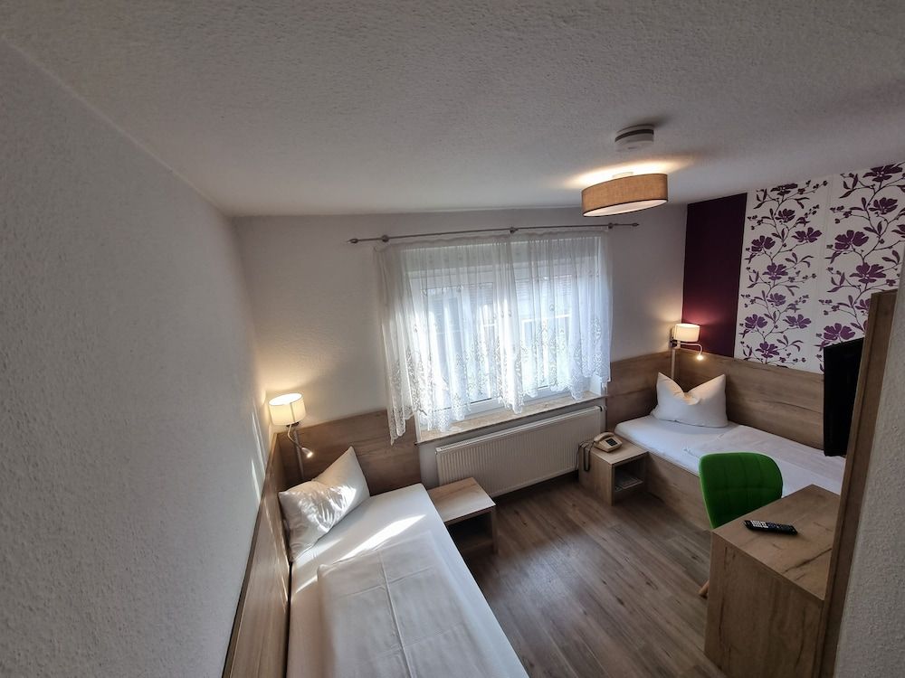 Bergschänke & Berghotel 3