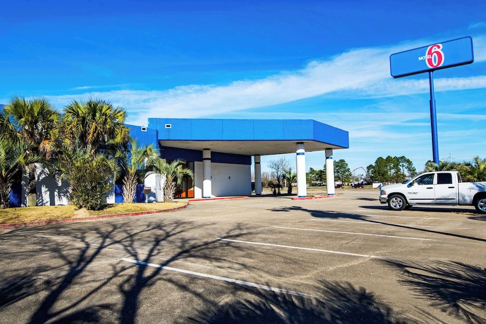 Motel 6 Opelousas, LA 2 estrelas em Opelousas