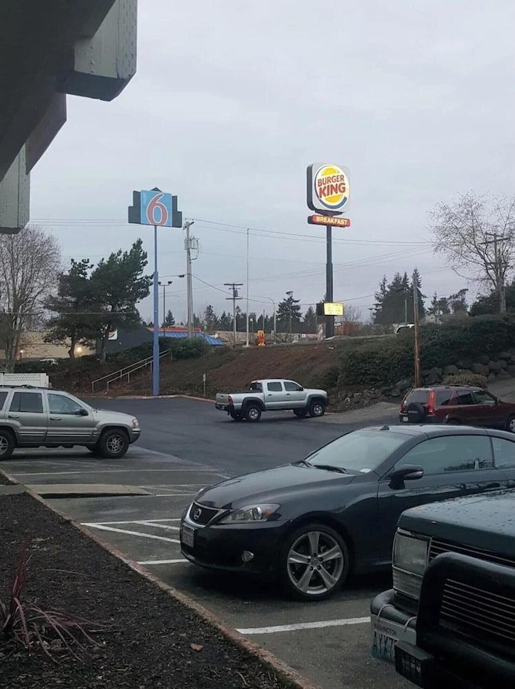 Motel 6 Bremerton, WA 2 estrelas em Bremerton