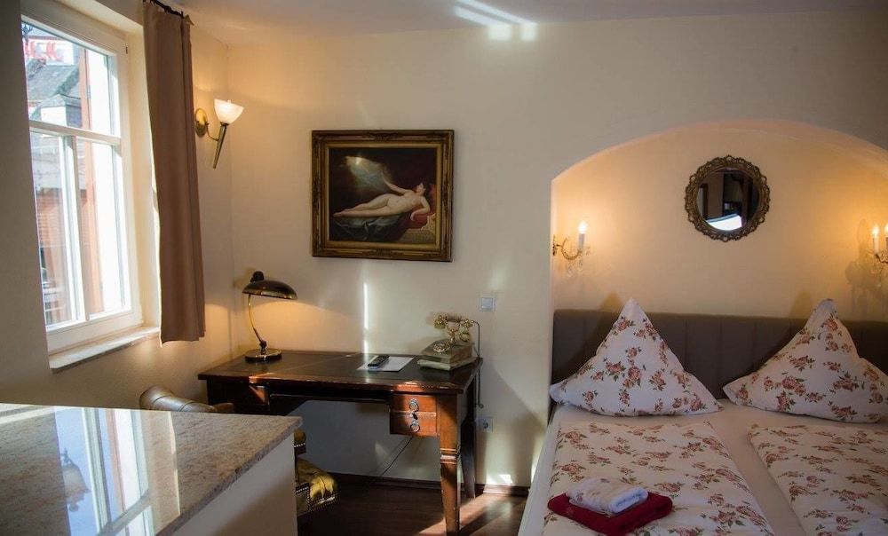 Kleine Villa Rose -1 estrelas em Eltville