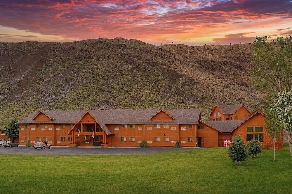 Yellowstone Village Inn and Suites -1 estrelas em Gardiner