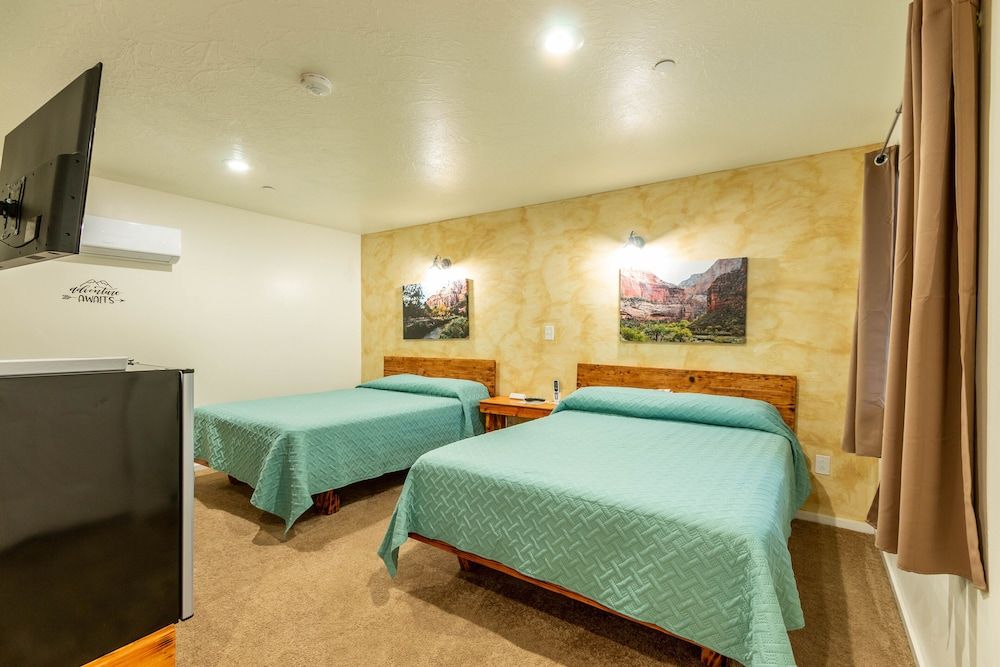 Hurricane Hideaway Lodging 3