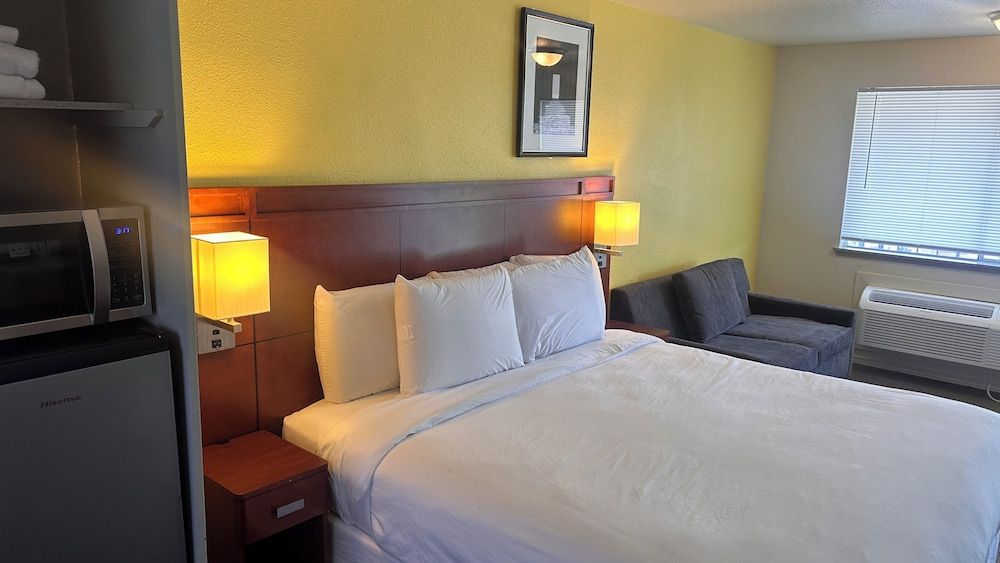 Lakeshore Inn Water Front 3 étoiles à Moses Lake