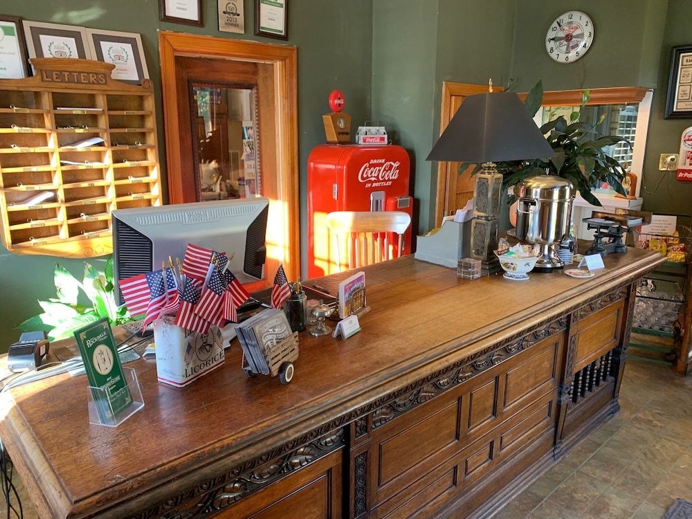 Rainbow Courts Motel 2