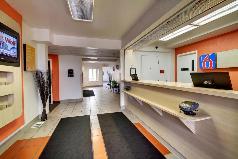 Motel 6 Altoona, IA - Des Moines East 2