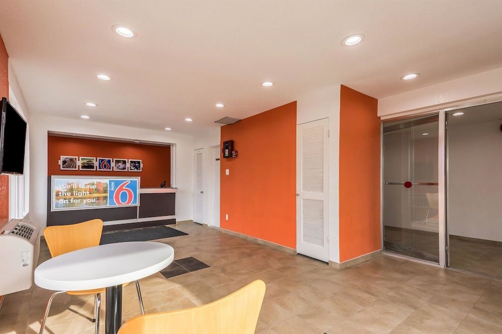 Motel 6 Schenectady, NY 2