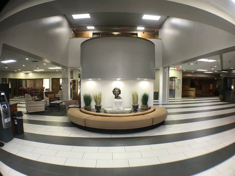 Crossroads Hotel at Huron Event Center 2