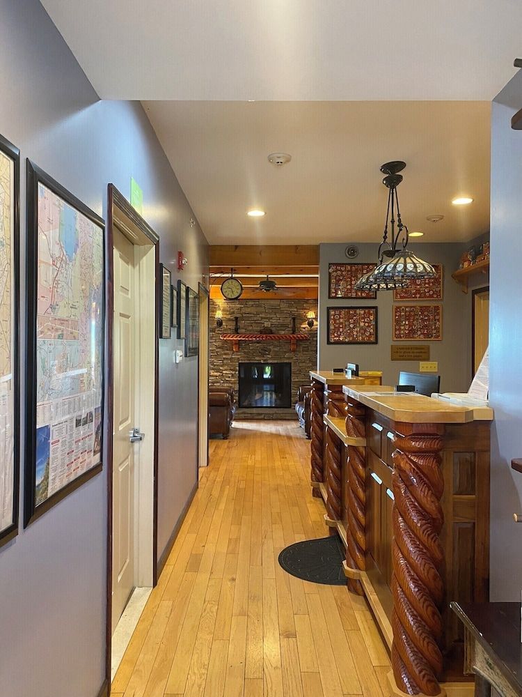 August Lodge Cooperstown 2