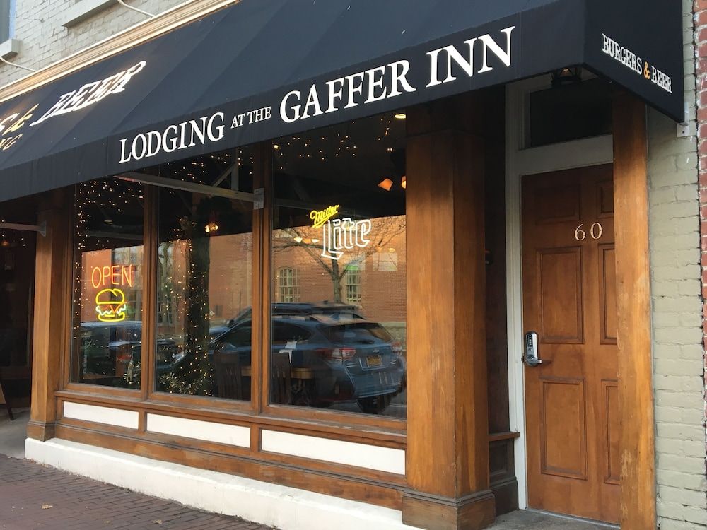 Lodging at the Gaffer Inn -1 estrelas em Corning