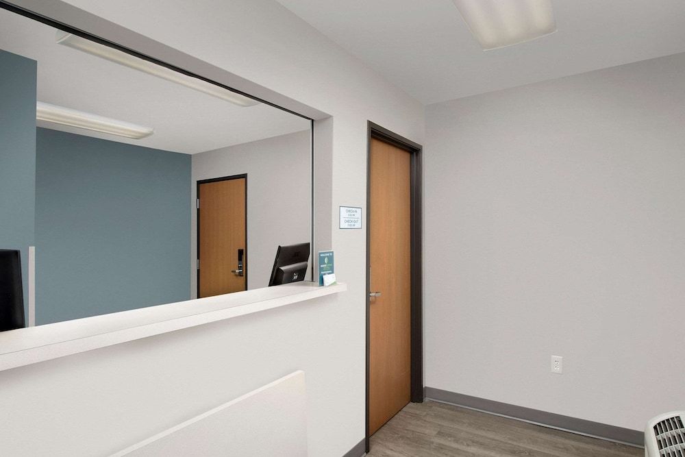 WoodSpring Suites Murfreesboro 3