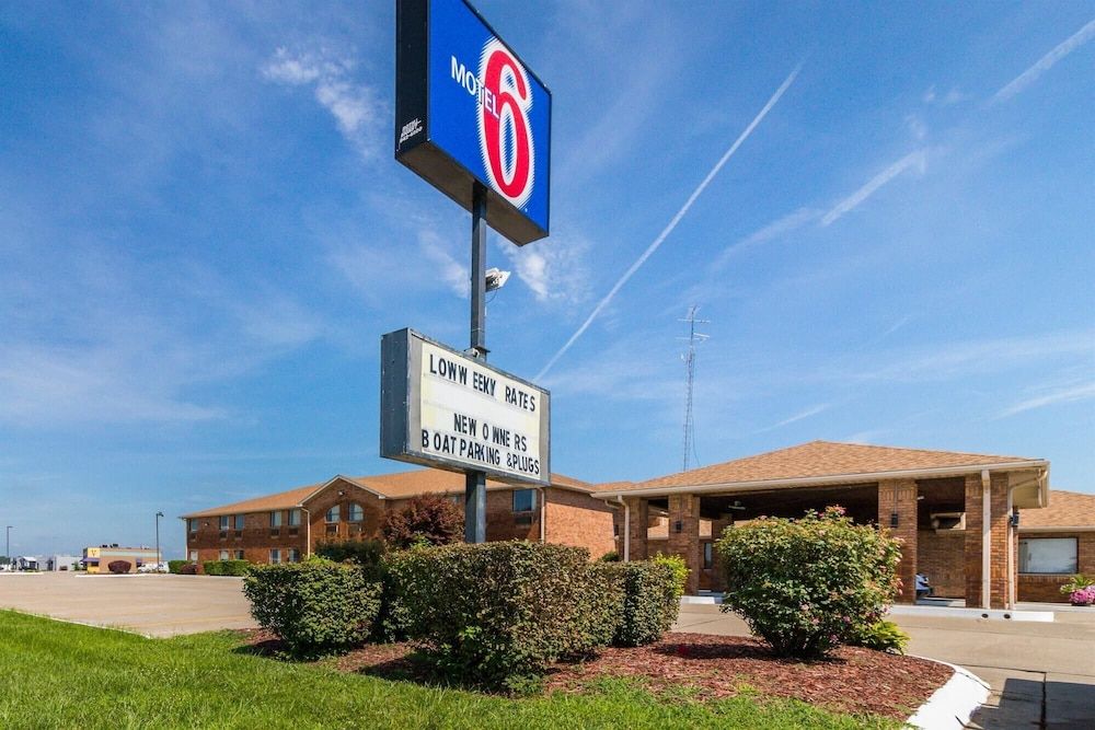 Motel 6 Marion, IL 2 estrelas em Marion
