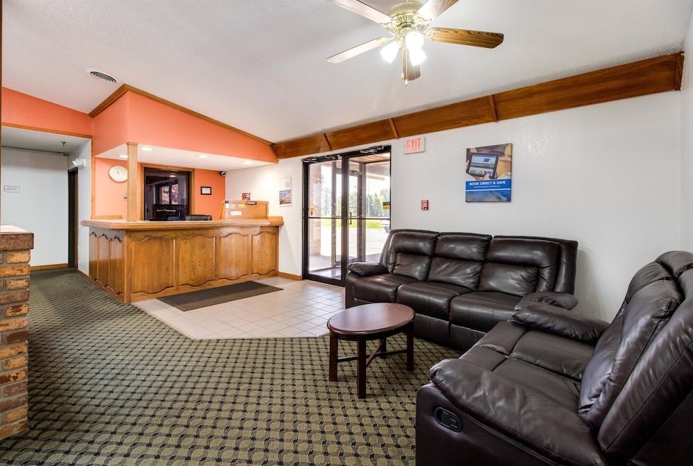 Motel 6 Marion, IL 3