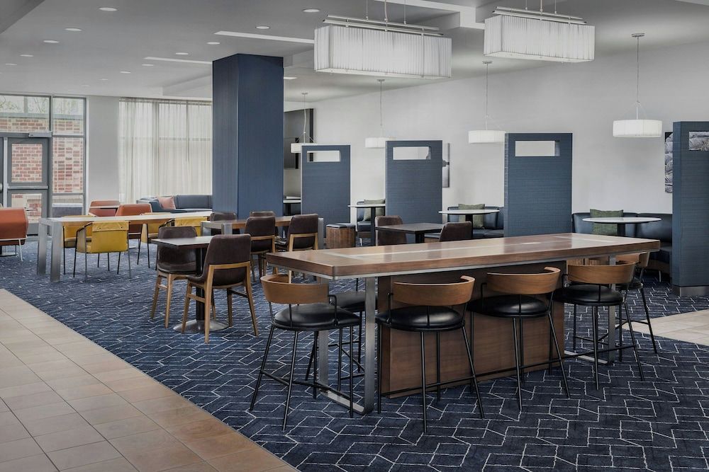 Courtyard Muncie at Horizon Convention Center 2